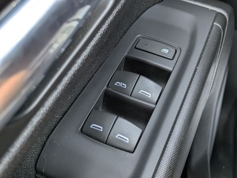 Used 2022 Chevrolet Silverado 3500 W/T AWD/4WD image 19