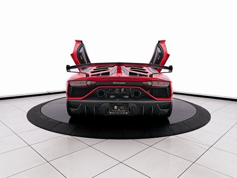 Used 2019 Lamborghini Aventador SVJ image 29