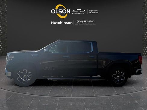 Used 2026 GMC Sierra 1500 SLT RWD image 2