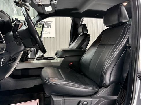 Used 2022 Ford F250 Lariat w/ Tremor Off-Road Package AWD/4WD image 19