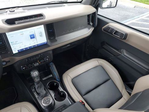 Used 2024 Ford Bronco Wildtrak AWD/4WD image 49