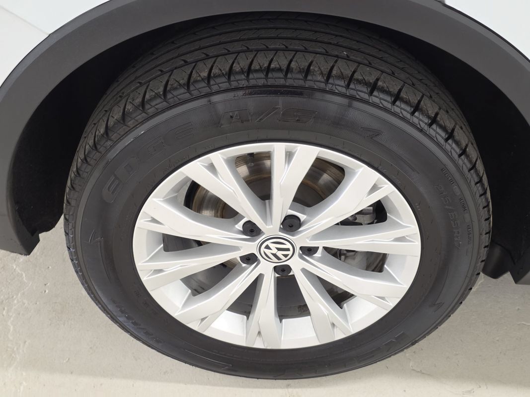 Used 2018 Volkswagen Tiguan S AWD/4WD image 46