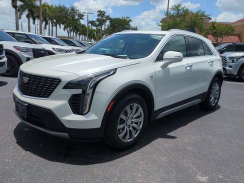 Used 2023 Cadillac XT4 Premium Luxury w/ Driver Assist Package FWD image 8