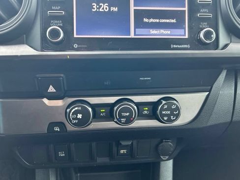 Used 2020 Toyota Tacoma SR w/ SR Convenience Package RWD image 26