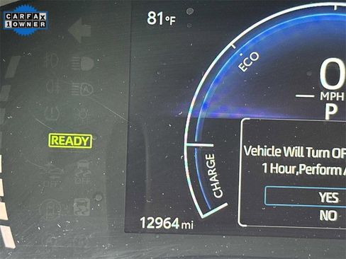 Used 2025 Toyota Camry SE image 19