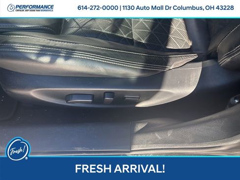 Used 2017 Nissan Maxima Platinum image 17
