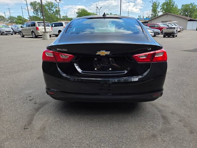 Used 2016 Chevrolet Malibu LS FWD image 5
