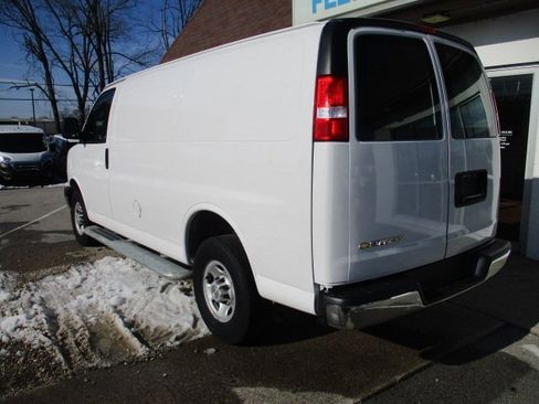 Used 2024 Chevrolet Express 2500 w/ Driver Convenience Package image 8