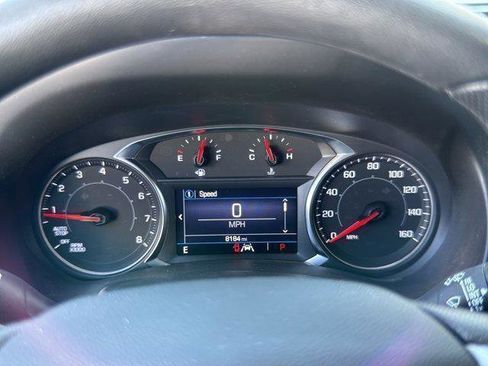 Used 2023 GMC Terrain SLE w/ Driver Convenience Package image 16