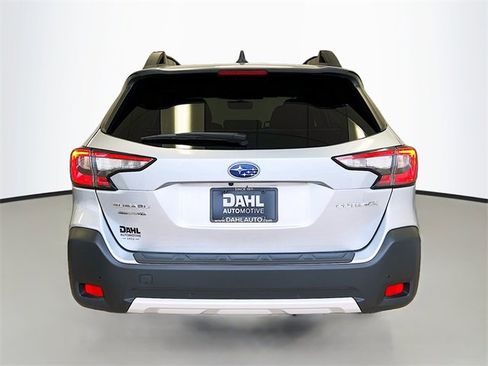New 2025 Subaru Outback Limited image 4