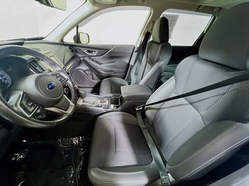 Used 2023 Subaru Forester Premium AWD/4WD image 18