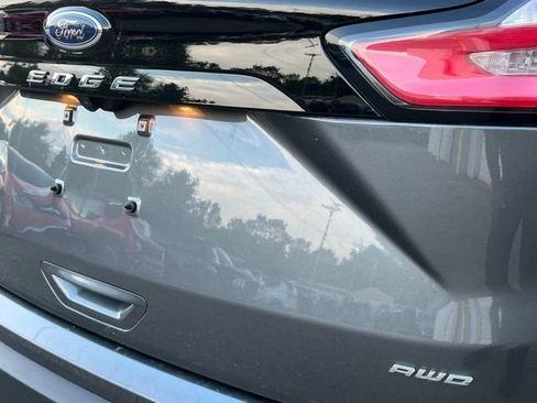 Used 2024 Ford Edge SEL image 33