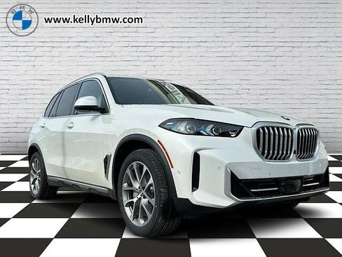 New 2026 BMW X5 xDrive40i image 1