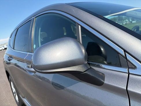 Used 2020 Hyundai Santa Fe SE FWD image 5