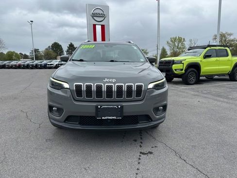 Used 2021 Jeep Cherokee Latitude Lux w/ Comfort/Convenience Group AWD/4WD image 8