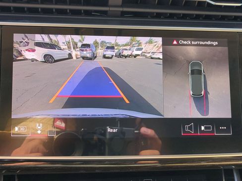 Used 2021 Audi Q7 3.0T Premium w/ Convenience Package image 23