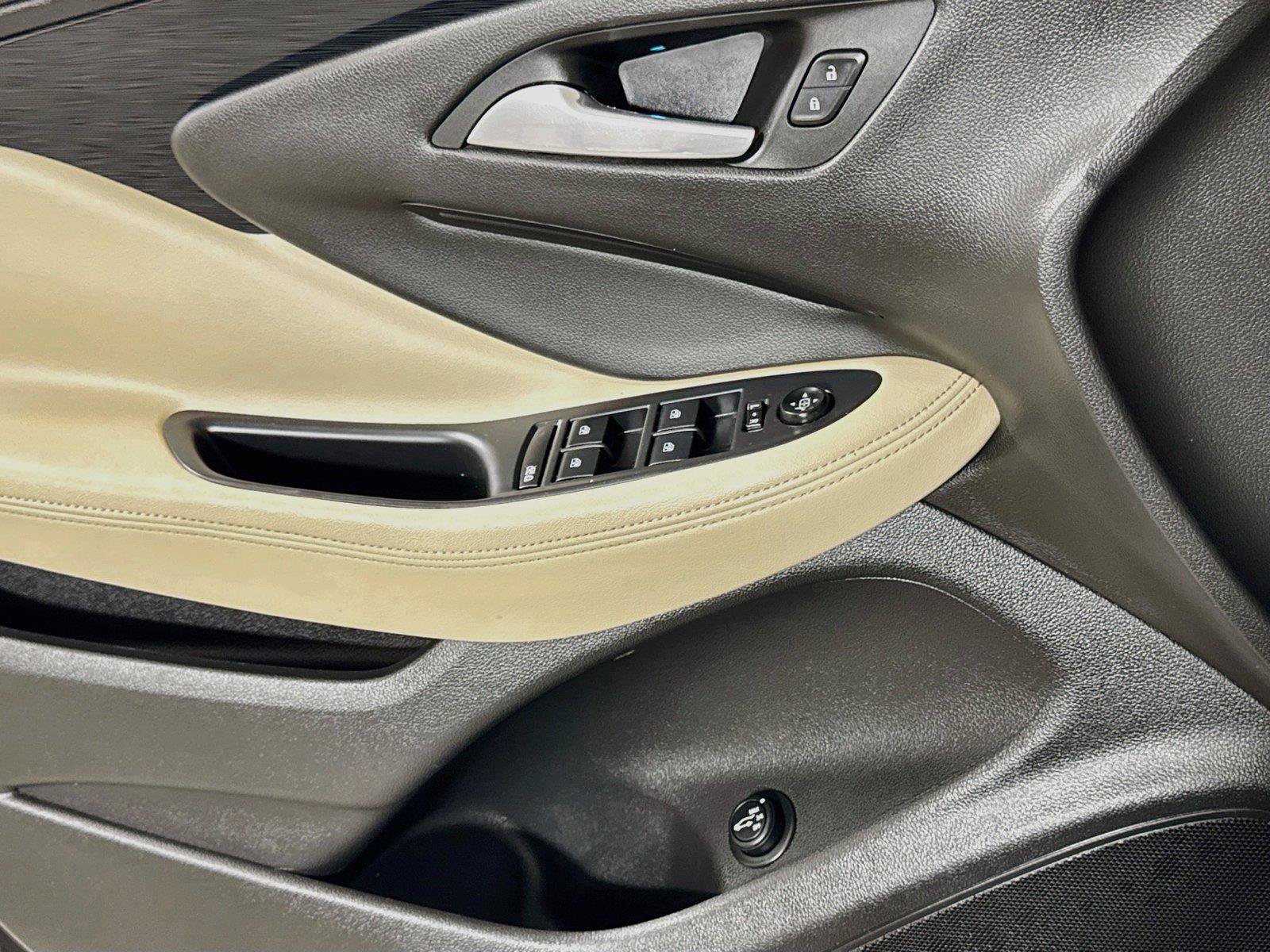 Used 2017 Buick Envision Preferred FWD image 16