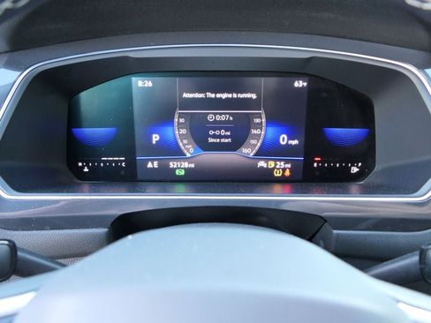 Used 2022 Volkswagen Tiguan SE image 17