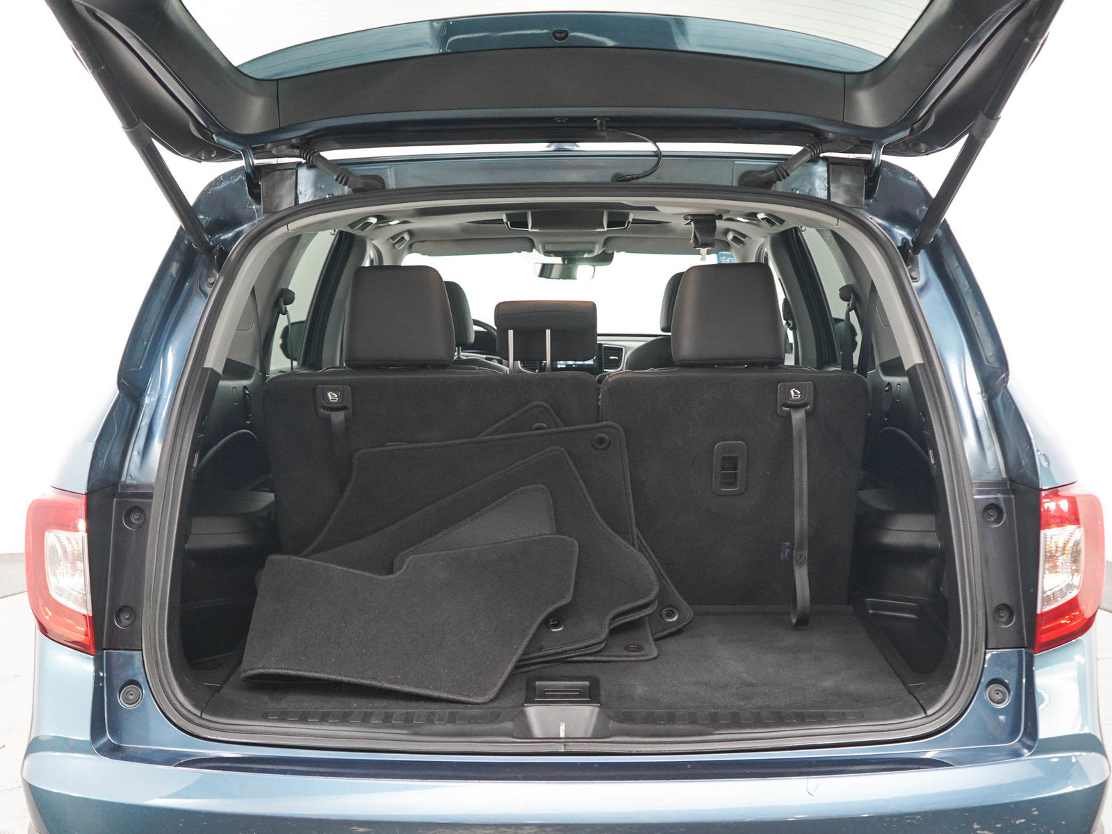 Used 2021 Honda Pilot Touring image 18