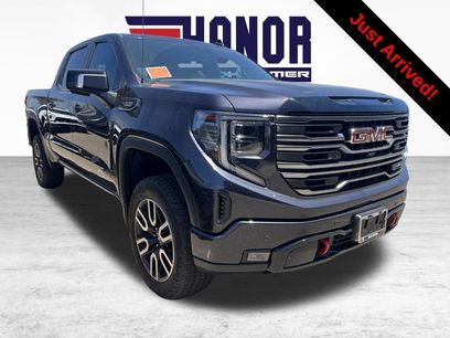 Used 2025 GMC Sierra 1500 AT4 w/ Technology Package