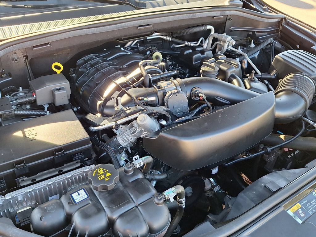 Used 2023 Dodge Durango GT AWD/4WD image 35