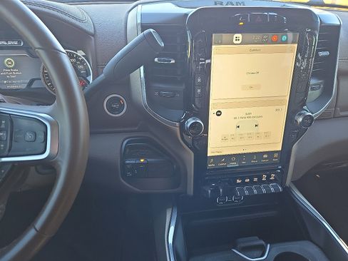 Used 2023 RAM 3500 Laramie image 15