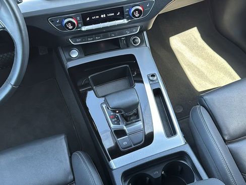 Used 2025 Audi Q5 2.0T Premium AWD/4WD image 24