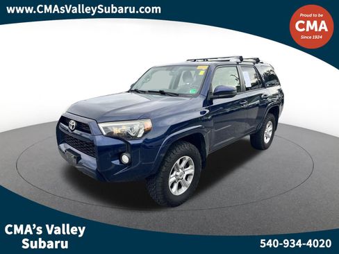 Used 2017 Toyota 4Runner SR5 AWD/4WD image 1
