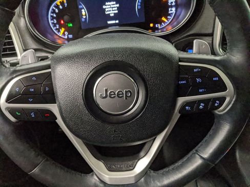 Used 2018 Jeep Grand Cherokee Summit image 17