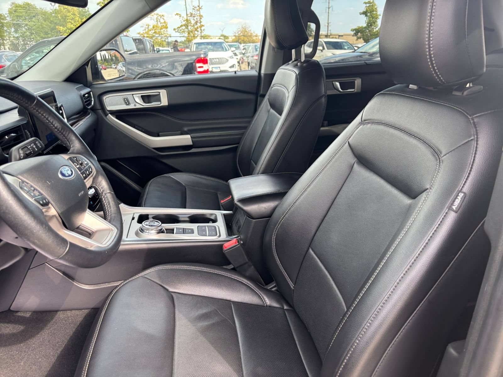 Used 2024 Ford Explorer Limited RWD image 27