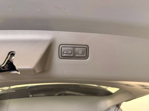 Used 2026 Hyundai Santa Fe SEL FWD image 14