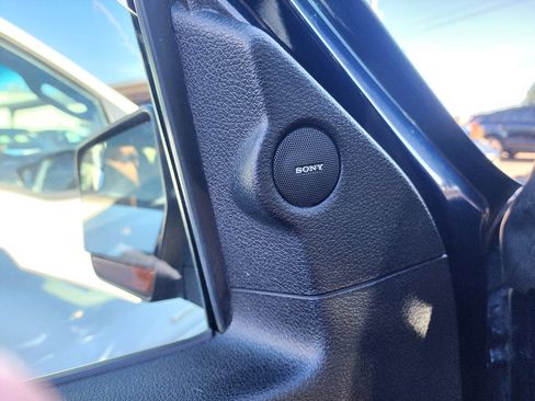 Used 2016 Ford Expedition Limited image 39