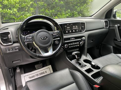 Used 2022 Kia Sportage EX AWD/4WD image 34