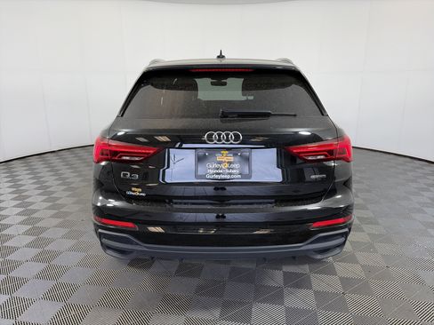 Used 2025 Audi Q3 2.0T Premium AWD/4WD image 8