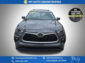 Used 2023 Toyota Highlander LE AWD/4WD video 2