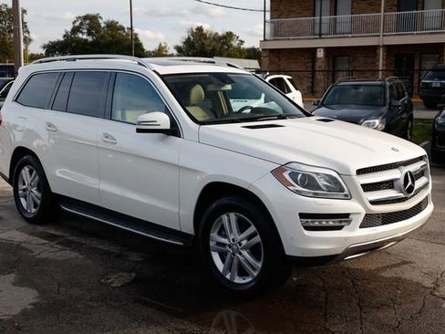 Used 2016 Mercedes-Benz GL 450 4MATIC image 16