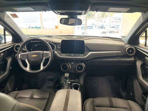 Used 2024 Chevrolet Blazer Premier w/ Enhanced Convenience Package image 21