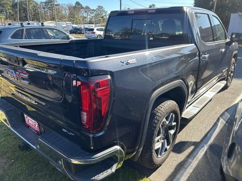 Used 2025 GMC Sierra 1500 SLT w/ SLT Premium Plus Package image 3