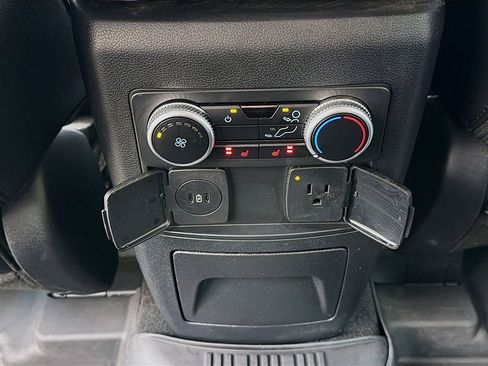 Used 2023 Ford Explorer Limited w/ Equipment Group 301A AWD/4WD image 28