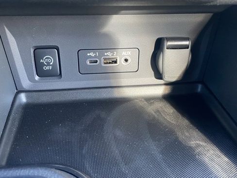 New 2025 Nissan Sentra SV image 21