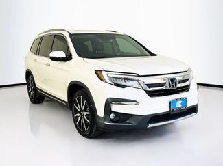Used 2019 Honda Pilot Touring video 1