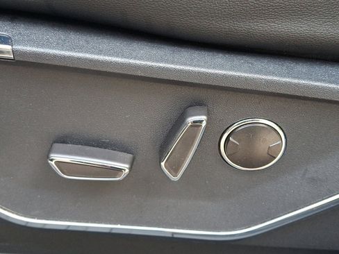 Certified 2023 Ford F150 Lariat w/ Equipment Group 502A High image 18