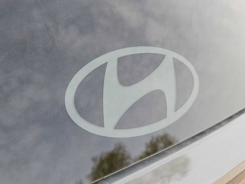 New 2025 Hyundai Tucson SEL image 12