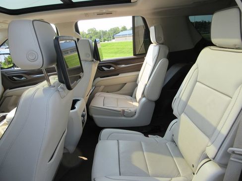 Certified 2021 GMC Yukon Denali w/ Denali Ultimate Package AWD/4WD image 27