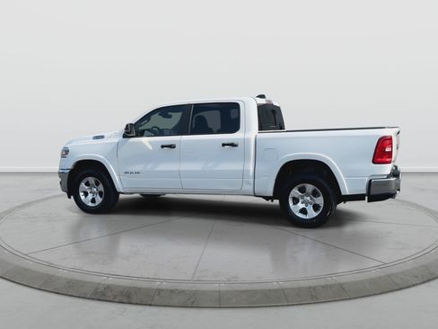 Used 2025 RAM 1500 Big Horn AWD/4WD image 6
