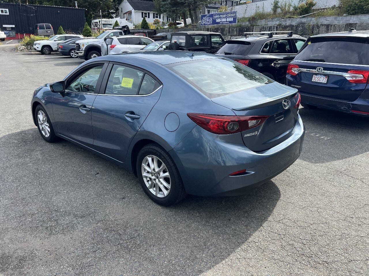 Used 2014 MAZDA MAZDA3 i Grand Touring FWD image 11