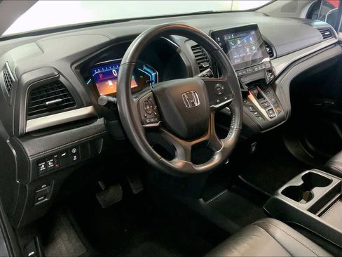 Used 2023 Honda Odyssey EX-L image 2