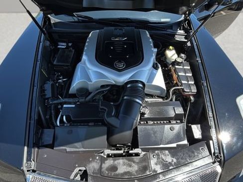Used 2006 Cadillac XLR V RWD image 33