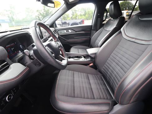 Certified 2025 Ford Explorer ST-Line w/ Premium Package AWD/4WD image 2