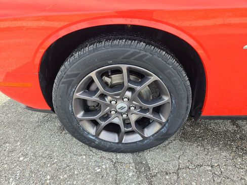 Used 2018 Dodge Challenger GT image 29